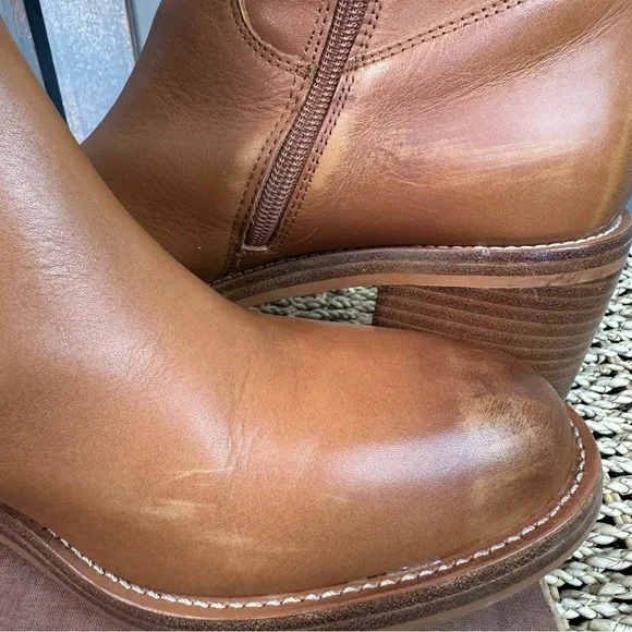 J. Crew Knee High Stacked-Heel Leather Boots Burnished Sand Sz 10.5 - Picture 15 of 16